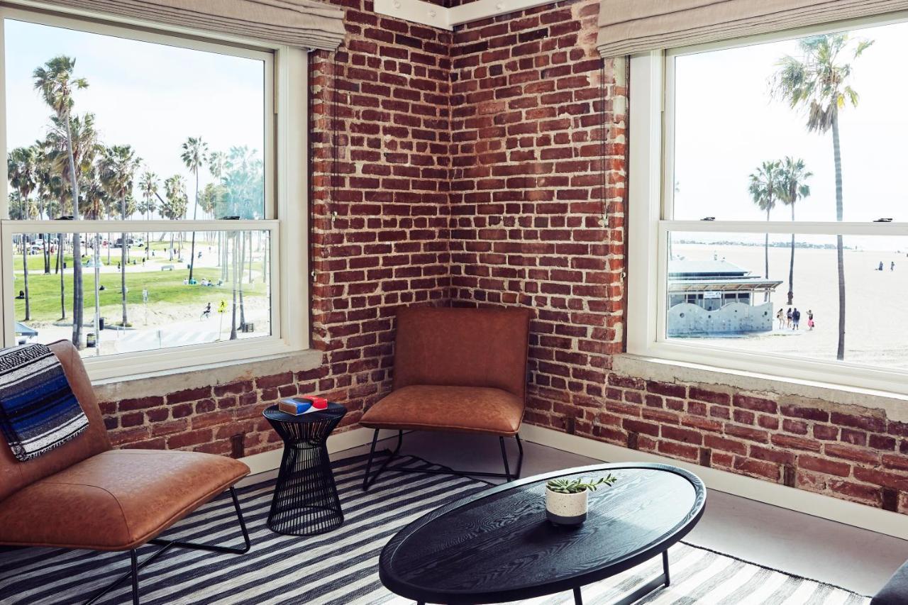 Ocean Front One Bedroom Suite