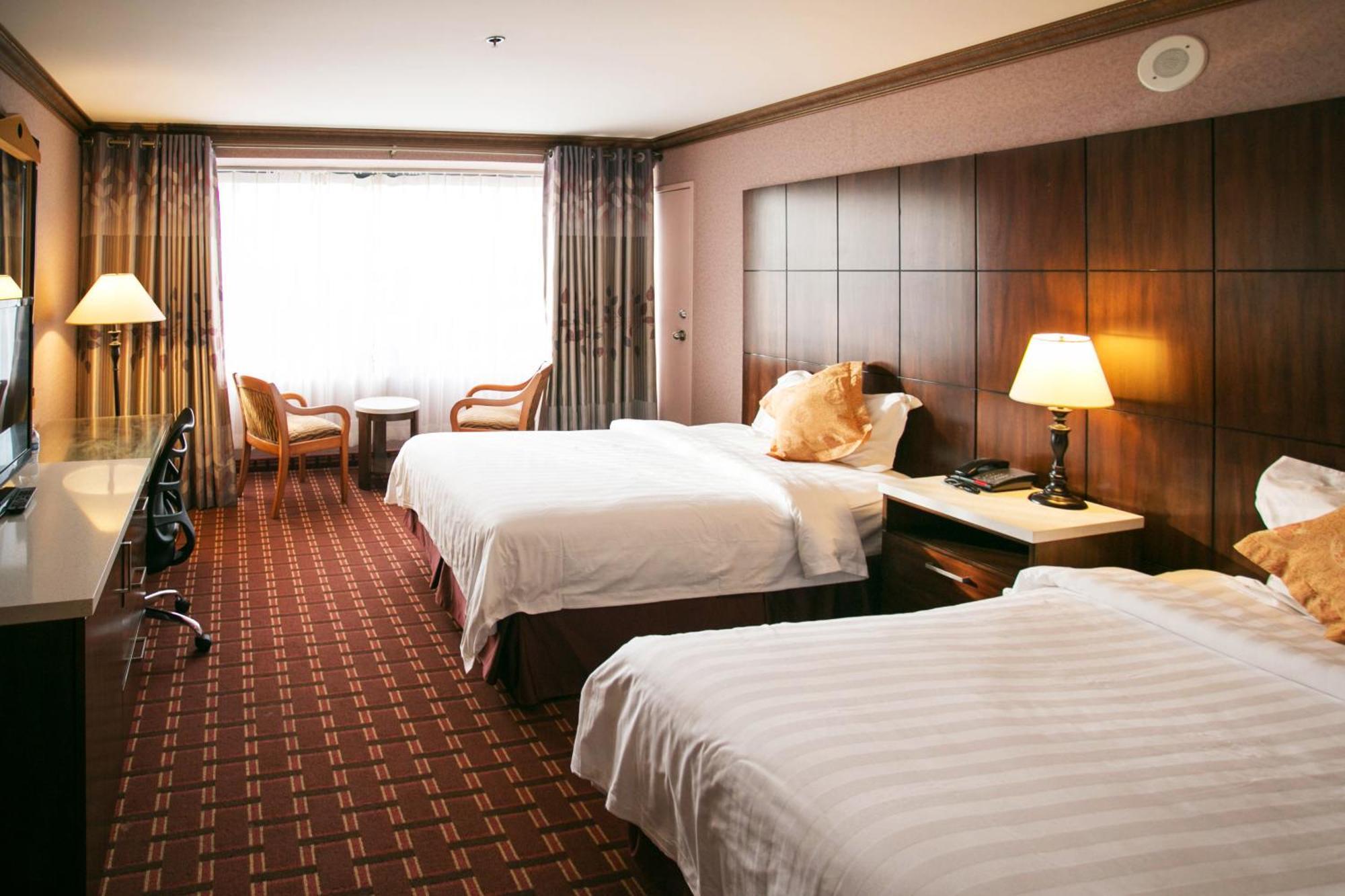 Luxury Two Double Bed Room,1216981696:JPEG
