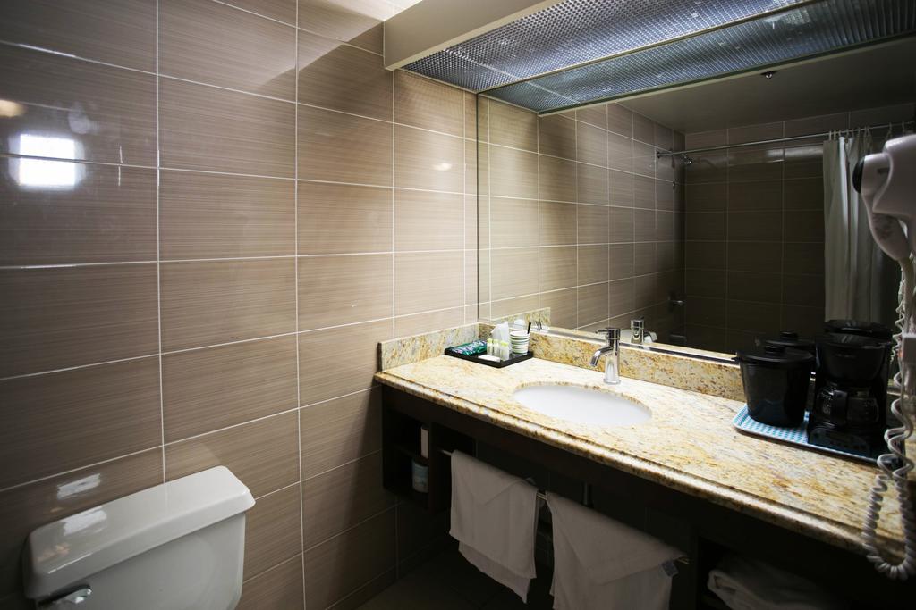 Quarto de Luxo com 2 Camas de Casal