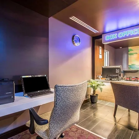 Tilt Hotel Universal-Hollywood, An Aga Collection Hotel-2