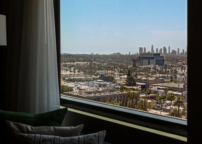 World Casino hotels Kimpton Everly Hollywood By Ihg