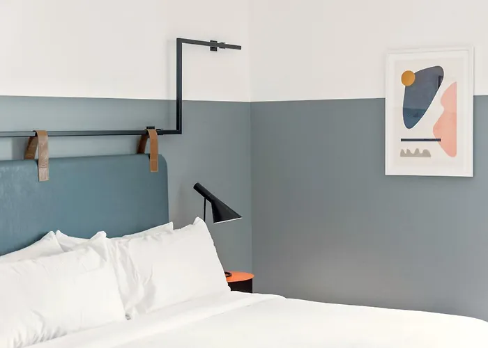 The Metric - Los Angeles Downtown