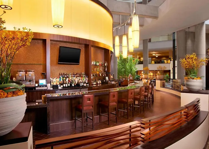 4 star hotel: The Westin Bonaventure Hotel & Suites, Los Angeles