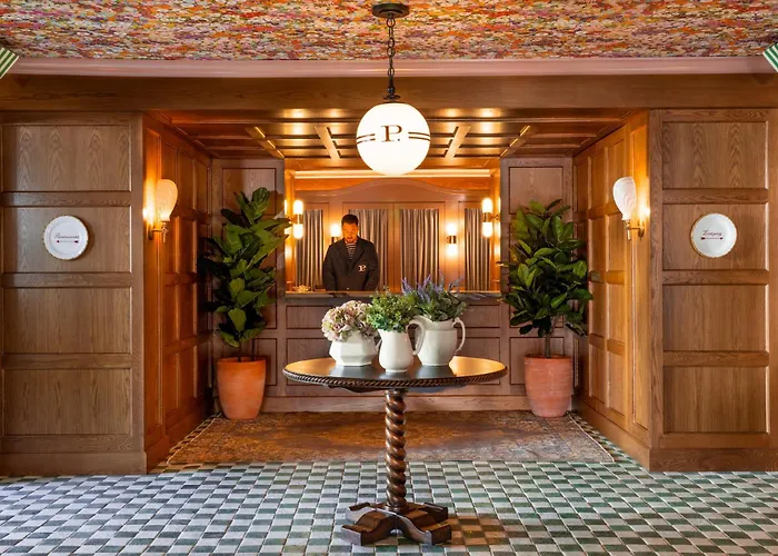 Resorts Guide Palihouse West Hollywood At Beverly Hills