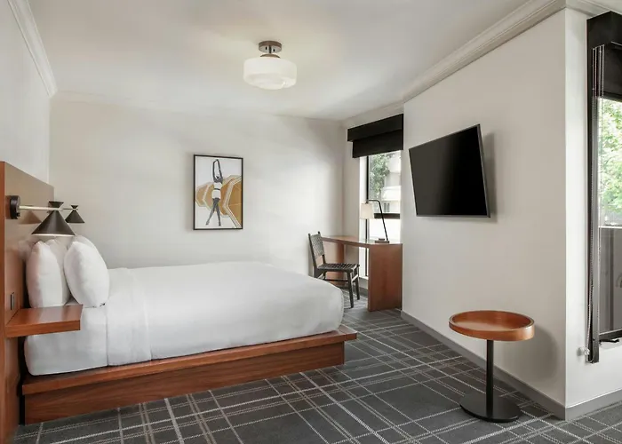 Found Hotels, Santa Monica, Series By Marriott