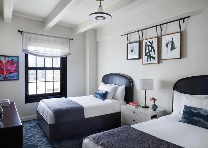 5 star hotel: Hotel Figueroa, Unbound Collection By Hyatt