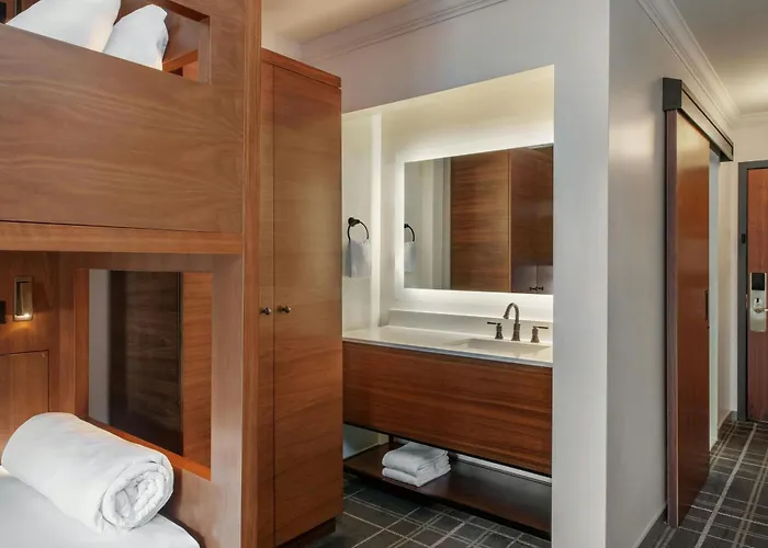 Found Hotels, Santa Monica, Series By Marriott